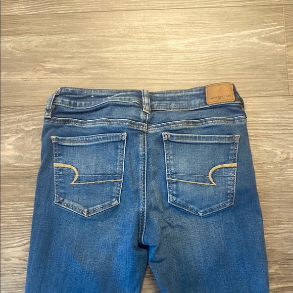 American Eagle Outfitters Women's Blue Jeans - Picture 9 of 10